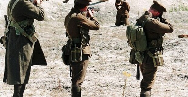 Μηχανή του Χρόνου: Η εκτέλεση ενός αθώου “λιποτάχτη” που τον πυροβόλησε ο καλύτερος του φίλος