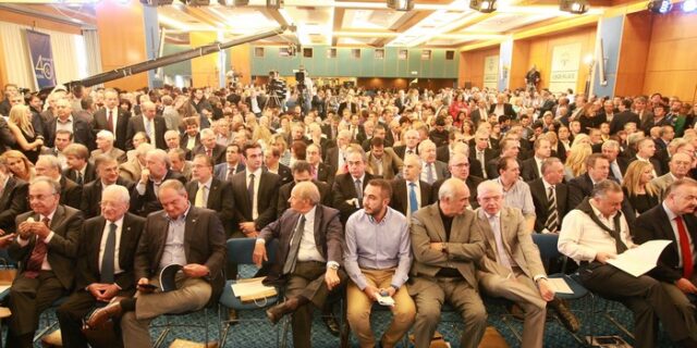 40 χρόνια ΝΔ: Οι μεταμνημονιακές συνιστώσες της γαλάζιας παράταξης