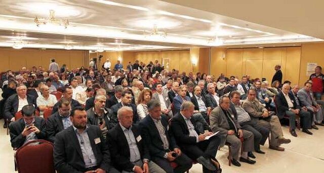 Καταδικάζει η ΕΣΗΕΑ: Οι δήμαρχοι Καματερού και Ηλιούπολης χτύπησαν συντάκτη της aftodioikisi.gr γιατί δεν τους άρεσε το ρεπορτάζ
