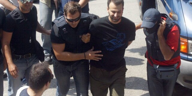 Ο Πολύκαρπος Γεωργιάδης μεταξύ των συλληφθέντων στην Πρυτανεία