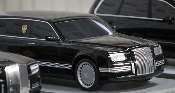 Κινητήρας από την Porsche,V12, 800 Hp, για τις λίμο του Πούτιν