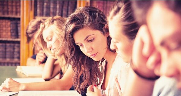 Πρόγραμμα «Κοντά στους Νέους»: H AEGEAN παρέχει περισσότερα από 22.000 δωρεάν εισιτήρια σε 500 φοιτητές, για όλη τη διάρκεια των σπουδών τους