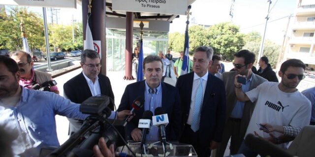 Εγκαινιάστηκε από τον Μιχ. Χρυσοχοΐδη ο σταθμός του προαστιακού στον Ταύρο