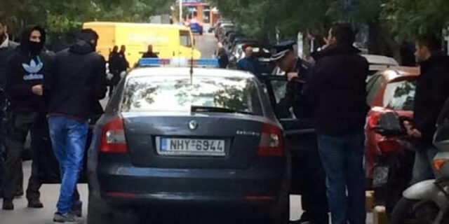 Επέμβαση της αστυνομίας στο αντιπροσωπείο της Μονής Εσφιγμένου