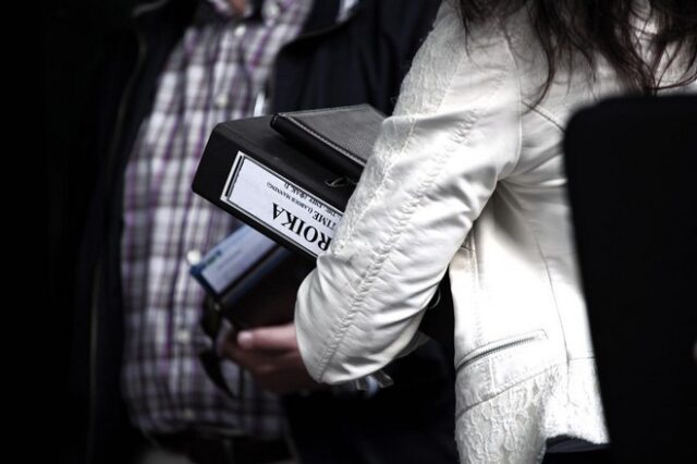 Νέες ασκήσεις ισορροπίας με την τρόικα