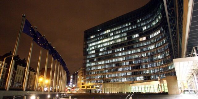 Αξιωματούχος ΕΕ: “Καμία πρόβλεψη για το αύριο της Ελλάδας”