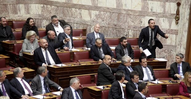 Εισαγγελέας: Στο εδώλιο όλοι οι βουλευτές της Χρυσής Αυγής