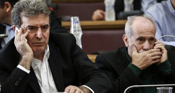 Πρόβα “διαδοχής” στο ΠΑΣΟΚ. Η Αριστερή πλατφόρμα Χρυσοχοΐδη