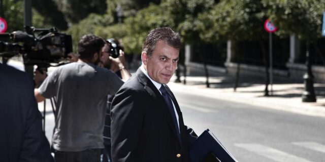 Διαβεβαίωση Βρούτση: Δεν θα μειωθούν τα εφάπαξ με το νέο τρόπο υπολογισμού