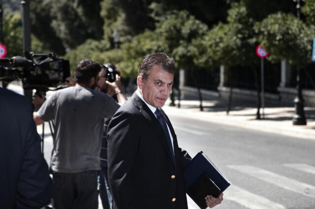 Έρχεται το Λευκό Μητρώο επιχειρήσεων. Μικρότερες εισφορές για τους επαγγελματίες