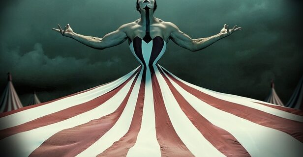 “American Horror Story: Freak Show”: είστε έτοιμοι για τον πιο όμορφο τηλεοπτικό εφιάλτη;