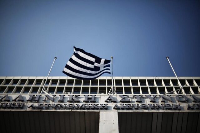 Απάτη με προπληρωμένες κάρτες εντόπισε η ΕΛ.ΑΣ. Προσοχή σε παραπλανητικά τηλεφωνήματα