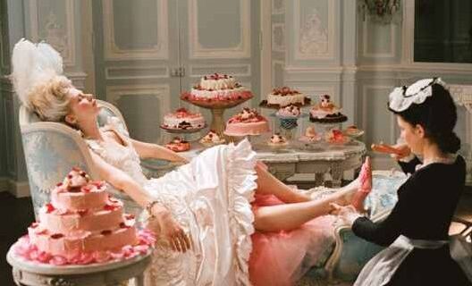 Μηχανή του Χρόνου: Ο μύθος της Μαρίας Αντουανέτας. Γιατί δεν είπε ποτέ τη φράση “αφού δεν έχουν ψωμί, ας φάνε παντεσπάνι”