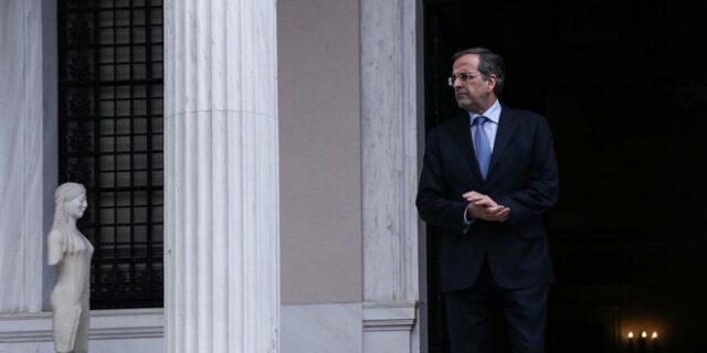Τι λέει το Μαξίμου όσον αφορά στο ενδεχόμενο συνάντησης Σαμαρά-Τσίπρα