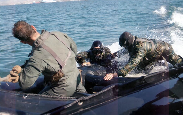 Οκτώ χειροβομβίδες εντοπίστηκαν στον Κάλαμο