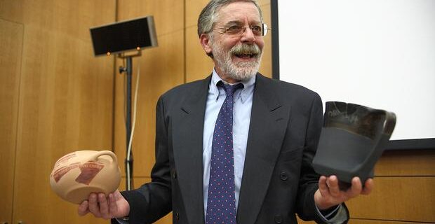 Η συγνώμη του αντιπρύτανη που ήθελε να φασιστοποιηθούμε