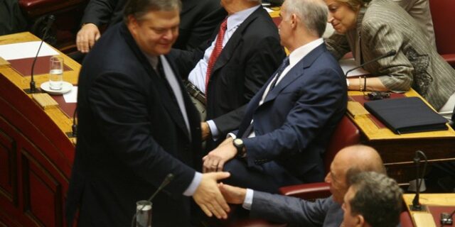 Σημίτη και Παπανδρέου, θα δει ο Βενιζέλος