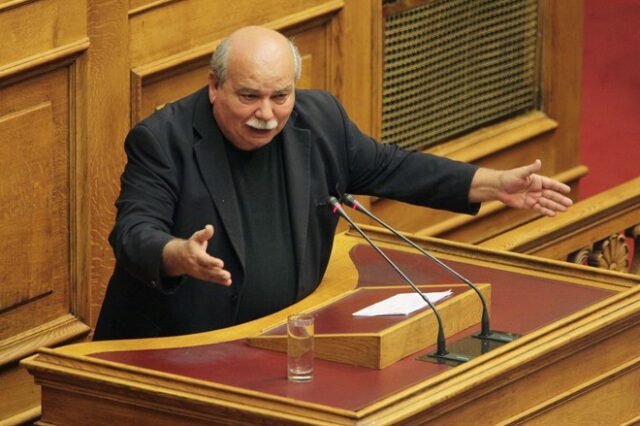 Βούτσης: “Επιμένουμε στο εκλογές, χθες”