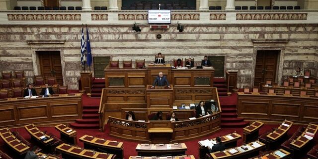 Με ΚΥΑ οι αμοιβές των διδασκόντων στη Βουλή