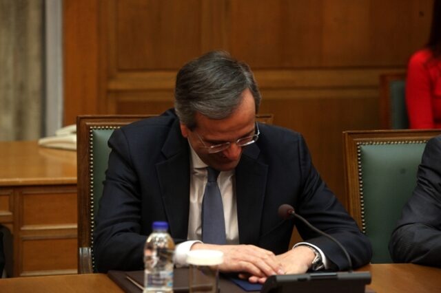 Ο πρόεδρος-φάντασμα, οι παπαγάλοι και ο φόβος των εκλογών