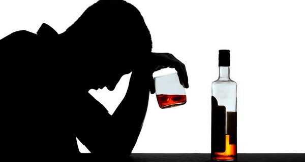 Αλκοόλ και ευφυΐα: Ποιο ποτό προτιμούν οι έξυπνοι;
