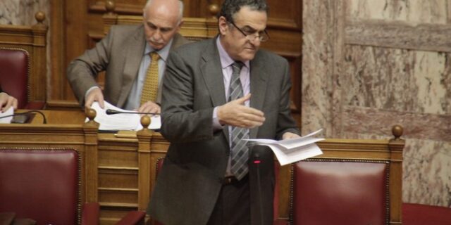Τη Τετάρτη η ονομαστική ψηφοφορία επί της τροπολογίας του υπουργού Δικαιοσύνης για την ηλεκτρονική επιτήρηση φυλακισμένων