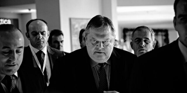 Ο Βενιζέλος επαναφέρει την πρόταση για συναινετική εκλογή Προέδρου και εθνική ομάδα διαπραγμάτευσης