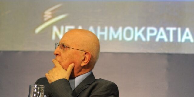 Σταύρος Δήμας: Δεν δέχομαι να εκλεγώ Πρόεδρος με τις ψήφους της Χρυσής Αυγής