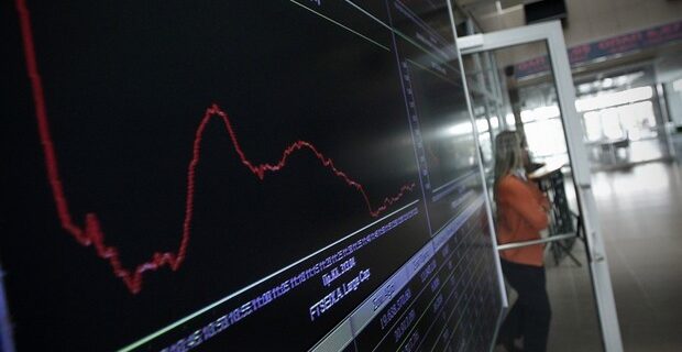 Δεύτερο πτωτικό σερί: Άνοιγμα Χρηματιστηρίου με απώλειες 4.11%