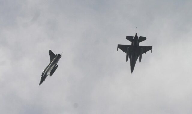 Συνετρίβη F16 κοντά στη Γαύδο