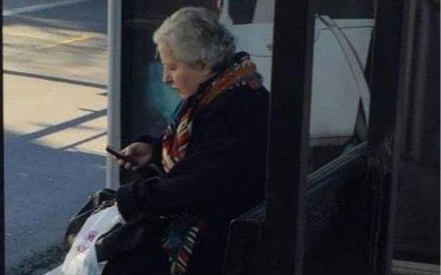 Υπάρχουν ακόμα βουλευτές που φεύγουν με το λεωφορείο