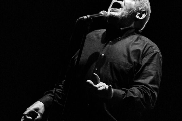 10 μουσικοί λόγοι για να μην ξεχάσουμε ποτέ τον Τζο Κόκερ