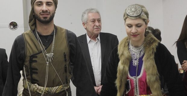 Από τον Χορευτικό όμιλο Ποντίων “τα άκουσε” ο Κουβέλης