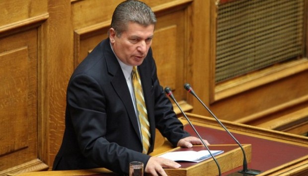 Νταβρής: Προσανατολίζομαι στο να ψηφίσω πρόεδρο της Δημοκρατίας