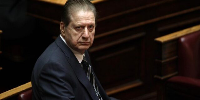 Γκρίνια για Πολύδωρα από τους ’53+’ εκ των υστέρων