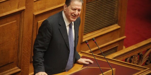 Δεν θα είναι υποψήφιος στις εκλογές ο Βύρων Πολύδωρας