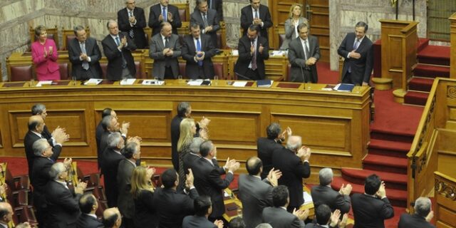 Υπερψηφίστηκε ο προϋπολογισμός με 155 “Ναι”
