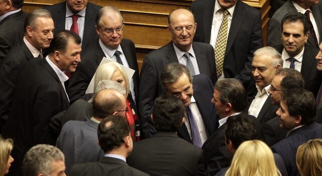 Δεύτερη ψηφοφορία για Πρόεδρο Δημοκρατίας, μακριά όμως ακόμη από τους 180