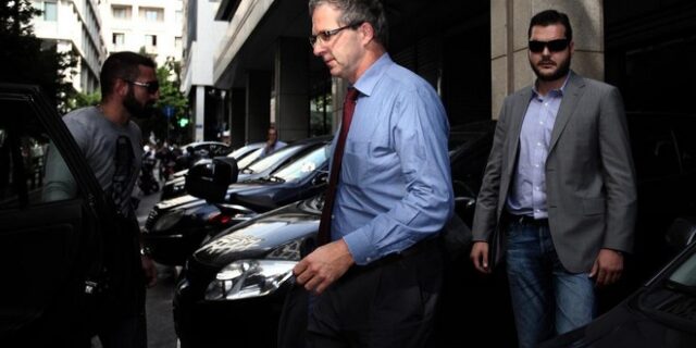 Αυστριακός οικονομολόγος: Η τρόικα συνειδητοποιεί πως η πολιτική λιτότητας στην Ελλάδα υπήρξε αντιπαραγωγική