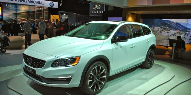 Η Volvo εξελίσσει έναν 3κύλινδρο κινητήρα με έως 180 ίππους