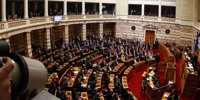 Σε πρόωρες εκλογές η Ελλάδα. “Πόλεμος” ΣΥΡΙΖΑ-ΝΔ αμέσως μετά την 3η ψηφοφορία