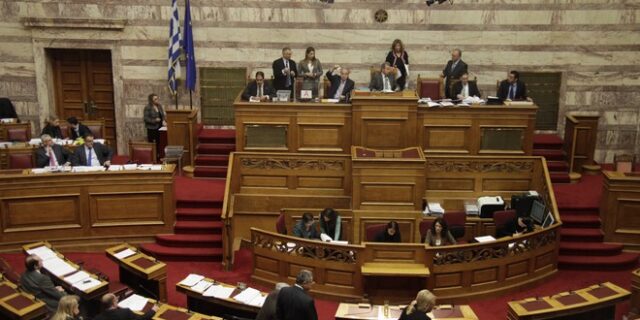 Αυτά είναι τα μέλη του Ειδικού Δικαστηρίου στο οποίο παραπέμπεται ο Γ. Παπακωνσταντίνου