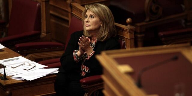 Βούλτεψη: Όποιος νομίζει ότι η διαπραγμάτευση γίνεται στον αέρα, κάνει λάθος