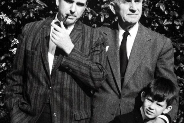 Μηχανή του Χρόνου: Πρώτη φορά μετά από 92 χρόνια, Βουλή χωρίς Παπανδρέου