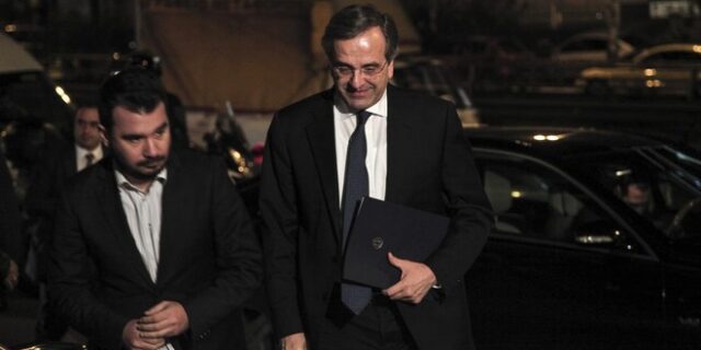 Η μονομερής εμμονή του Μαξίμου στη στρατηγική του φόβου προκαλεί αντιδράσεις