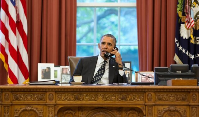 Τηλεφωνική επικοινωνία Ομπάμα-Τσίπρα: Να τελειώνει η λιτότητα, συνεργασία στην Οικονομία
