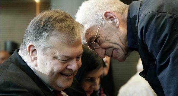 Ο Μπουτάρης στηρίζει Βενιζέλο