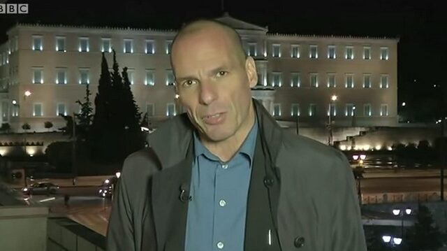 Βαρουφάκης για τη συνέντευξη στο BBC: Παρά το κρύο στο μπαλκόνι, είχε πλάκα!