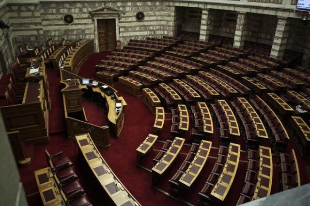 Εκλογές 2015: Οι 300 της νέας Βουλής. Ποιοι εκλέγονται βουλευτές, ποιοι μένουν εκτός