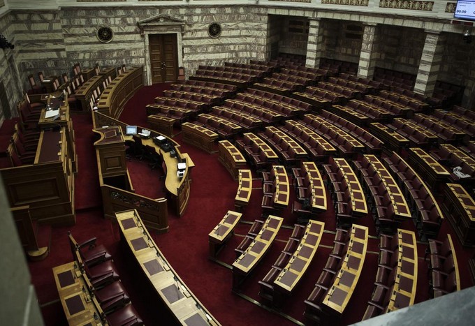 Εκλογές 2015: Οι 300 της νέας Βουλής. Ποιοι εκλέγονται βουλευτές, ποιοι μένουν εκτός